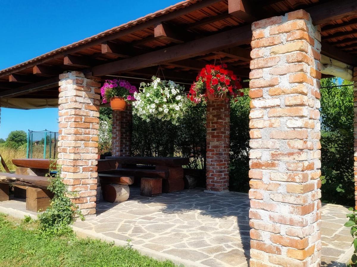 Guesthouse Mreznica- Mreznicka Idila Resort Galović-Selo Kültér fotó