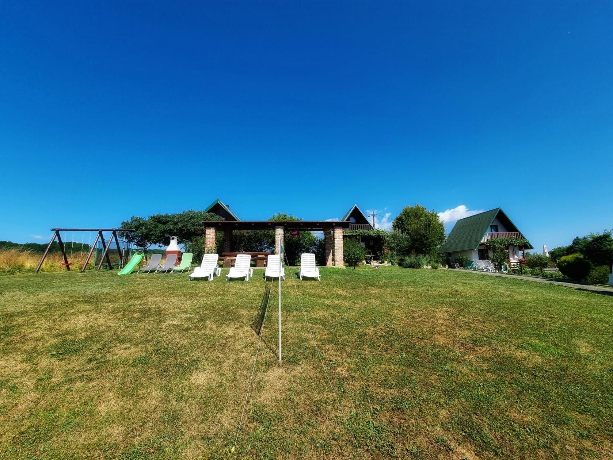 Guesthouse Mreznica- Mreznicka Idila Resort Galović-Selo Kültér fotó