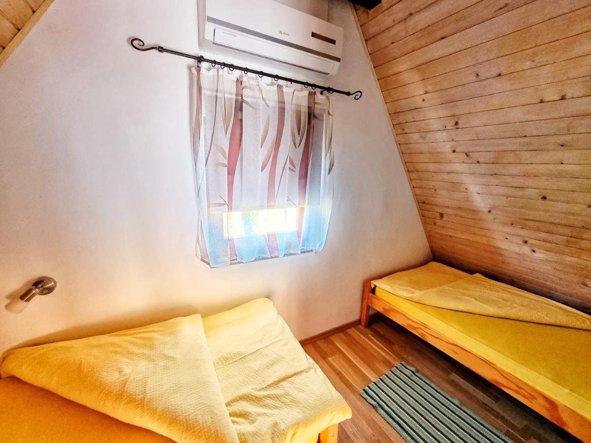 Guesthouse Mreznica- Mreznicka Idila Resort Galović-Selo Kültér fotó
